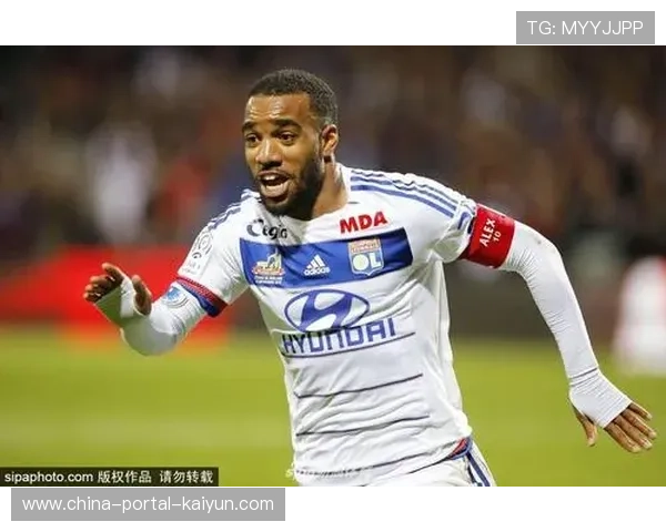 从财务危机到阵容重组：里昂出售谢尔基、拉卡泽特后的生存之道